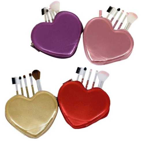 SET PENNELLI C/POUCH LOVE PERSONAL CARE CAMOMILLA MILANO